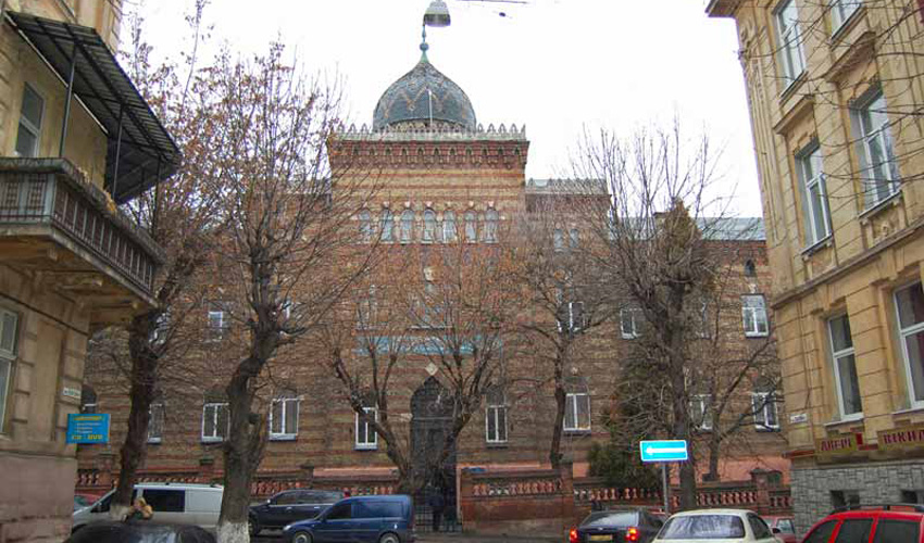 Колишній єврейський шпиталь на вулиці Раппопорта