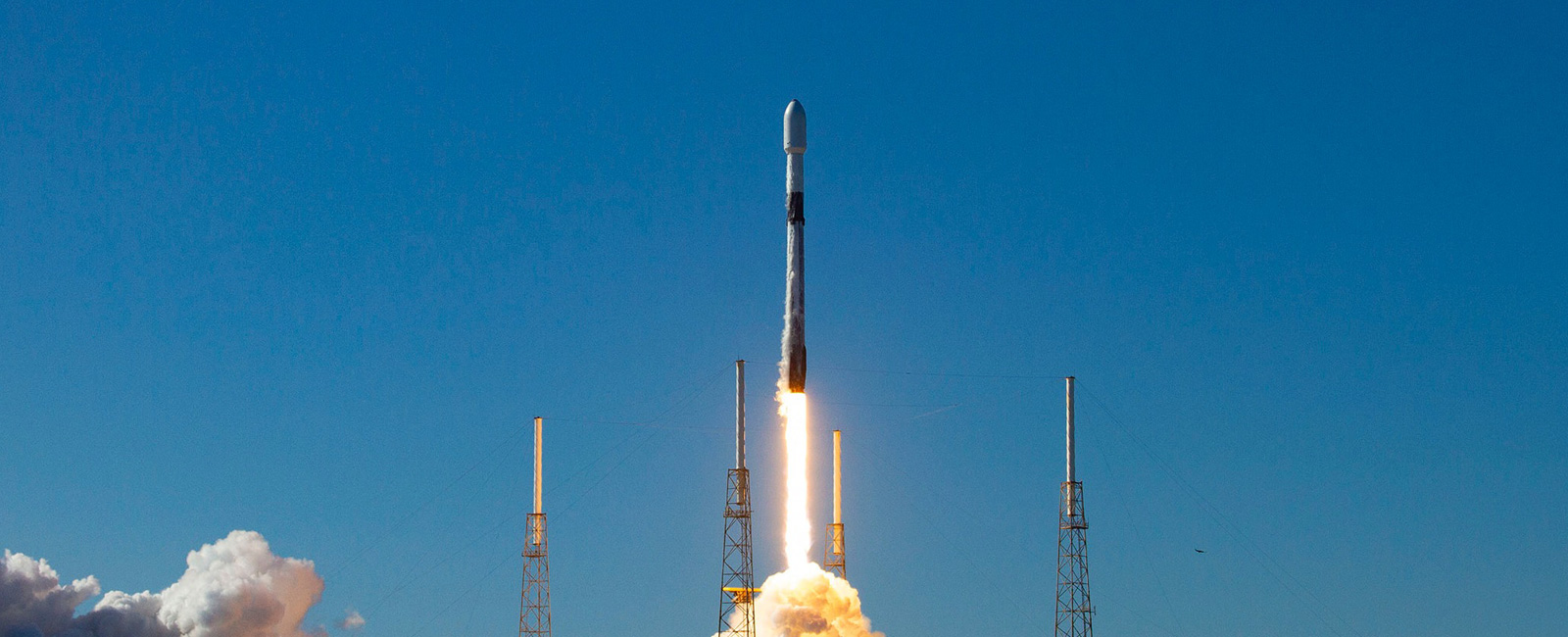 Старт ракетоносія Falcon-9