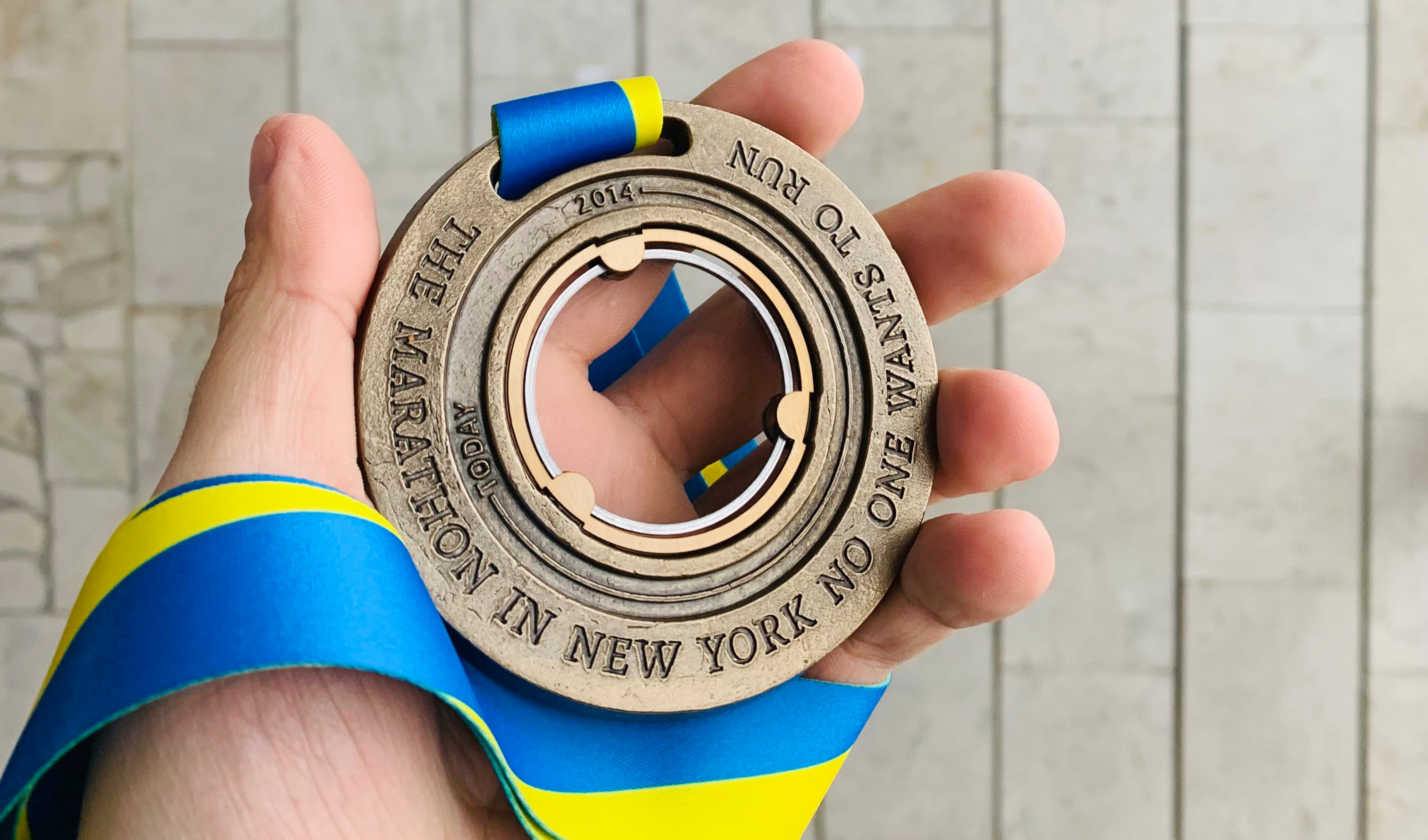 Медаль учасника марафону