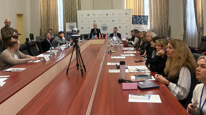 Фото з конференції у Львівській політехніці