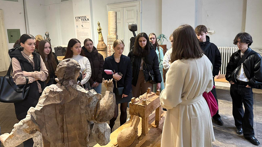 Фото з виставки у Львівській політехніці