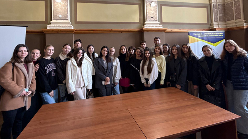 Фото із зустрічі в ІППО