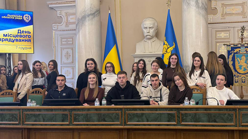 Фото з відвідин ЛОР