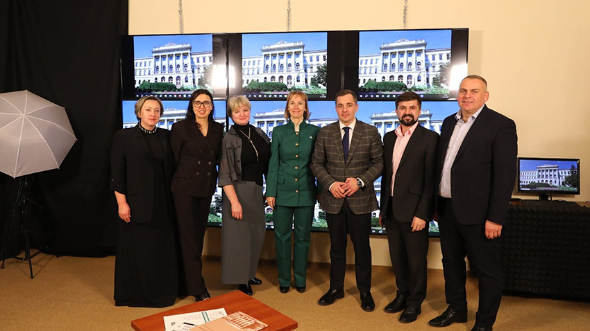 Фото з відвідин кафедри