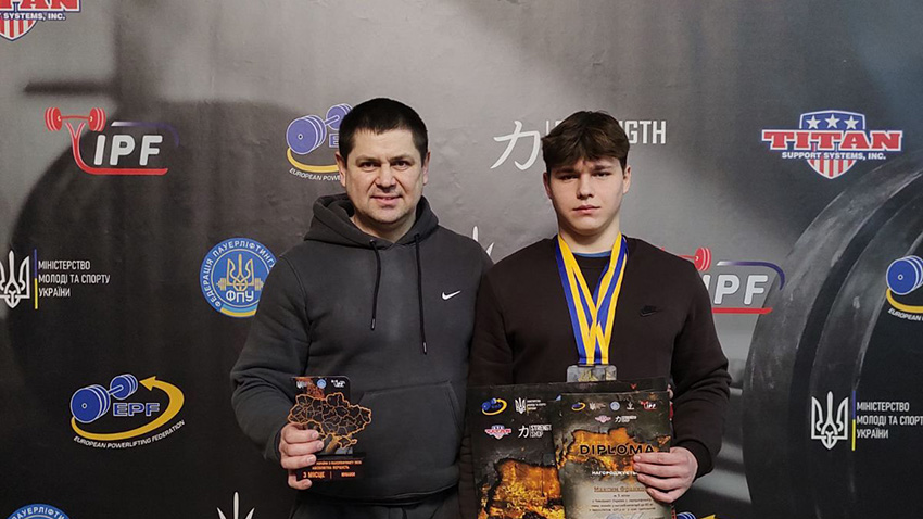 Переможець змагань із тренером