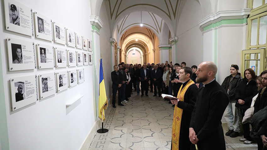 Фото з відкриття меморіальних таблиць