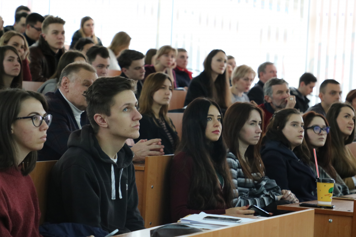 на зустрічі з  Віктором Пинзеником