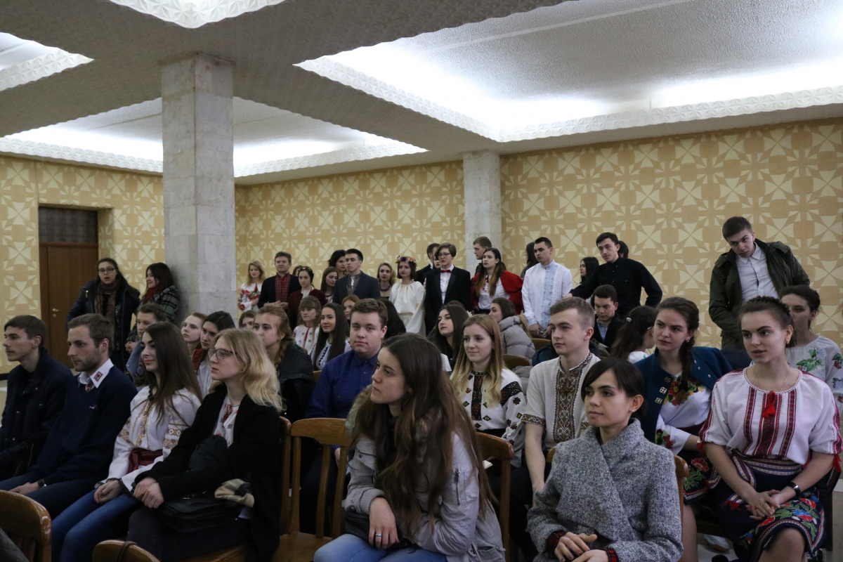 Конкурс художнього читання Шевченківських поезій