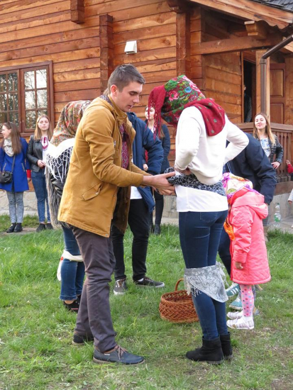 Великодні гаївки