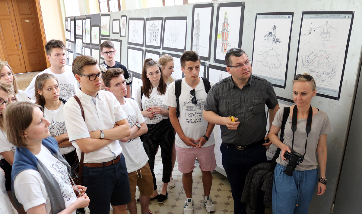 польські студенти презентували виставку живопису
