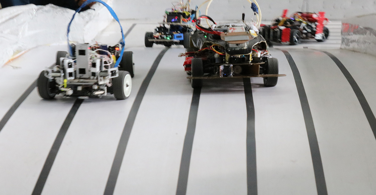 змагання автономних роботів
