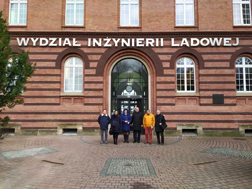 учасники освітнього проекту KATAMARAN у Кракові 