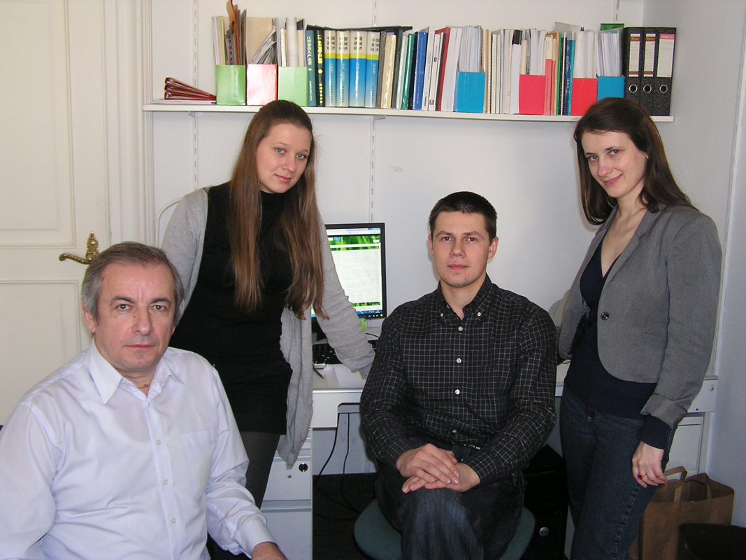 Ростислав Бунь із колегами