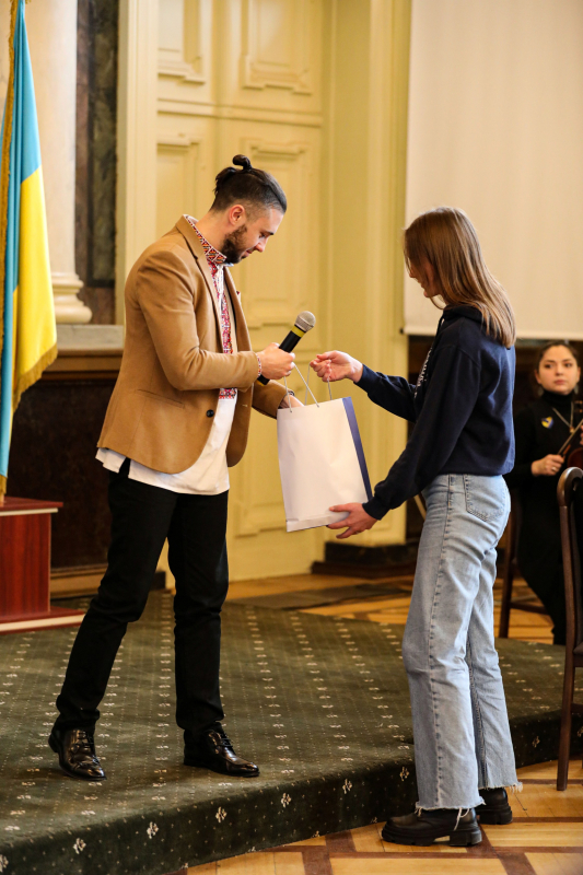 Фото з церемонії нагородження