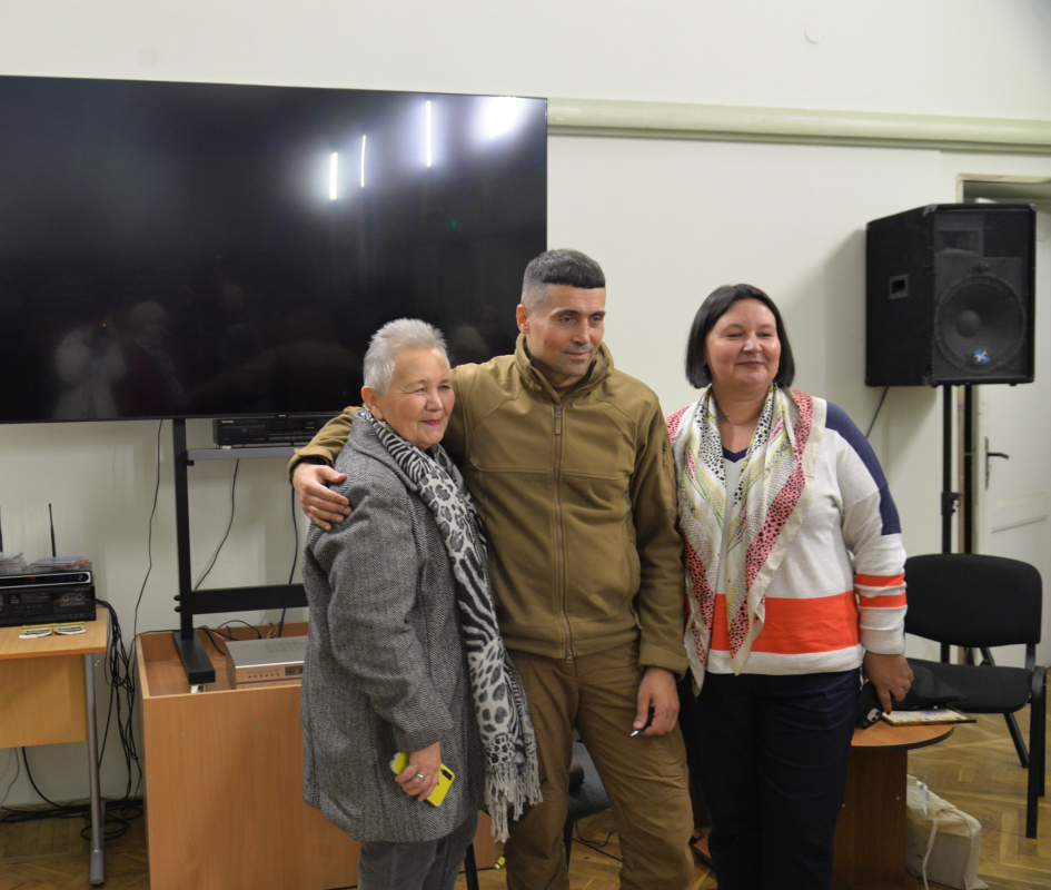 Фото із зустрічі в НТБ