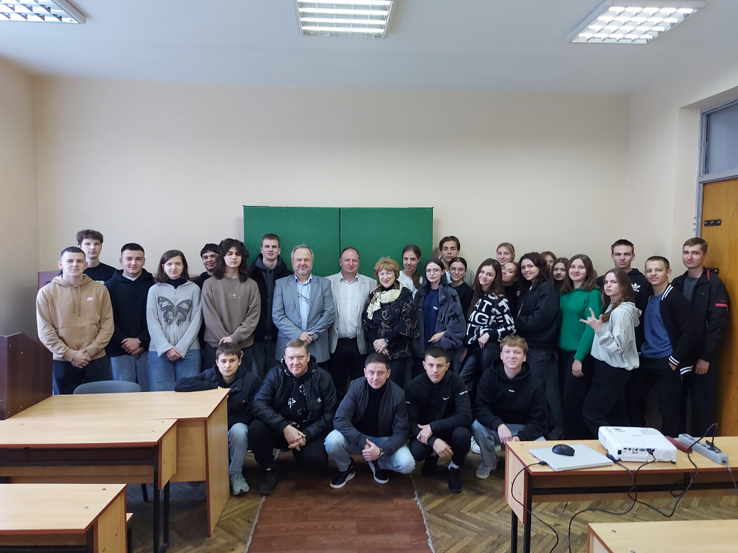 Фото із зустрічі у Львівській політехніці