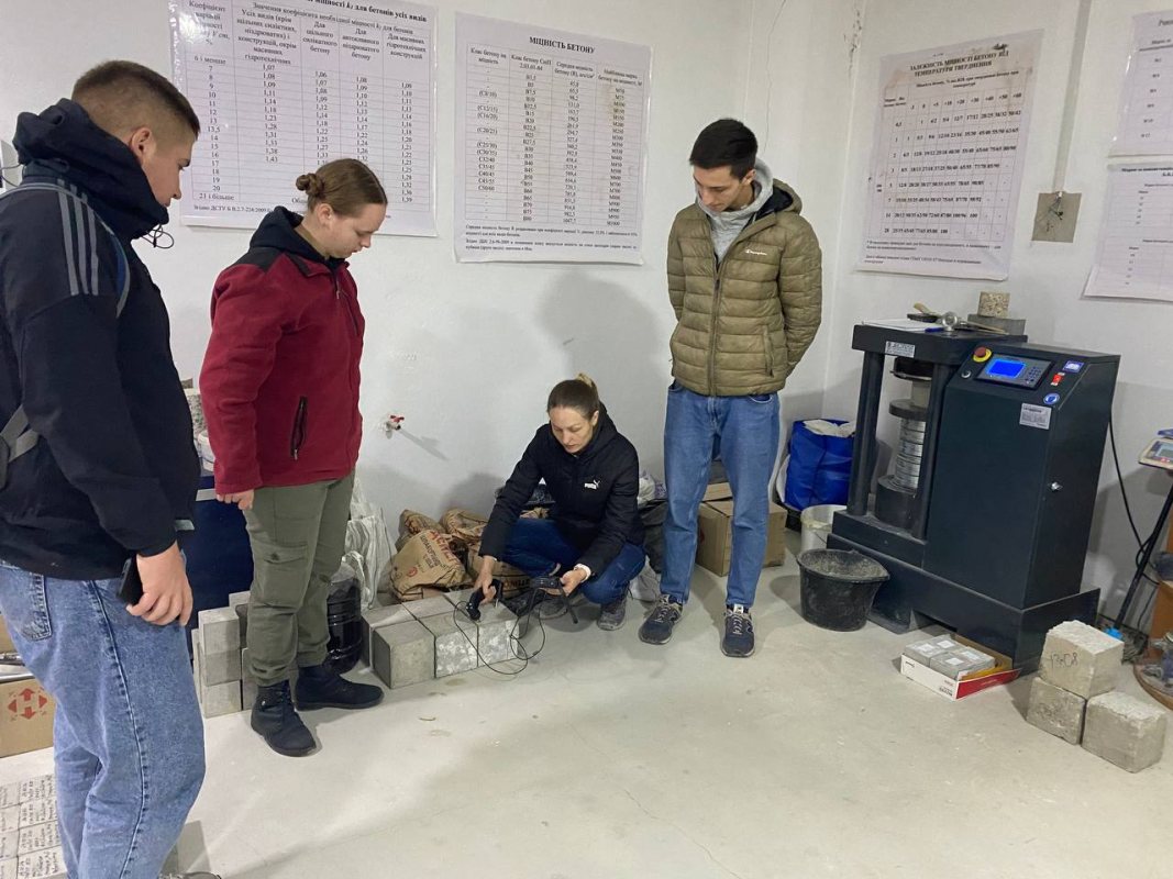 Фото з відвідин підприємства