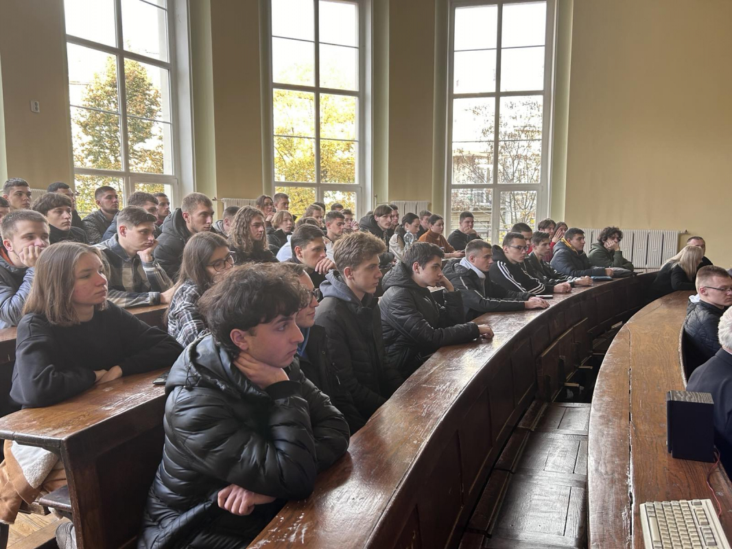Фото із зустрічі у Львівській політехніці