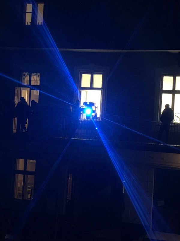 Фото із заходу