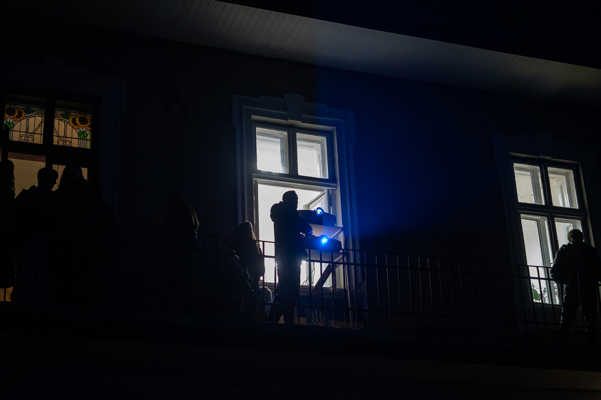 Фото із заходу