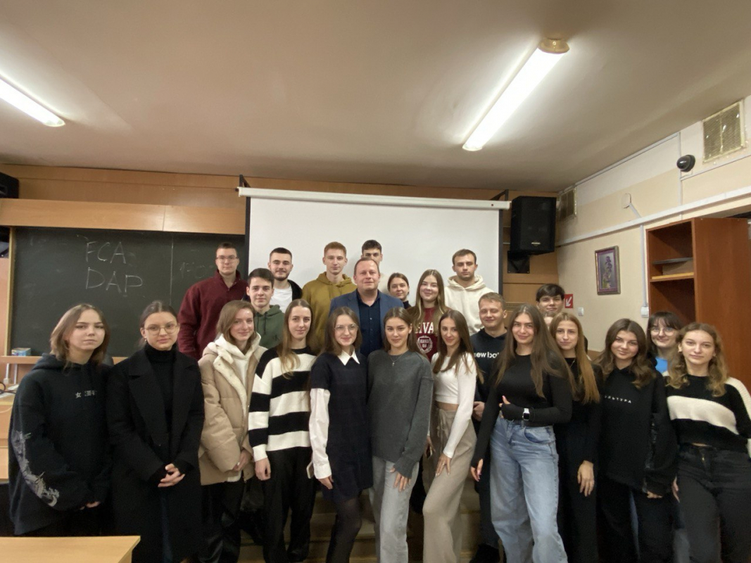 Фото з лекції