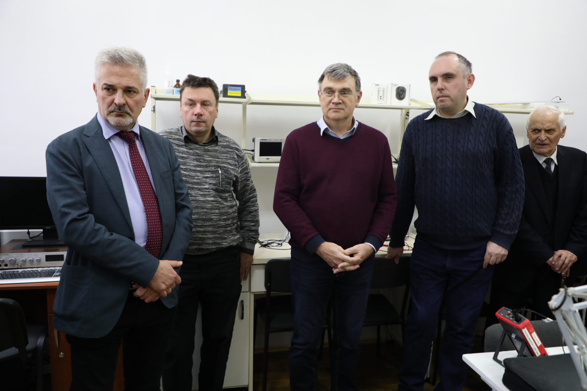 Фото з відкриття лабораторії
