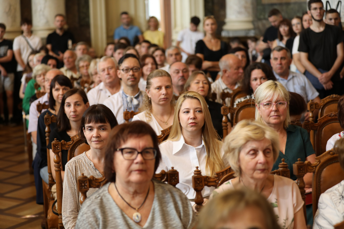 Фото із презентації