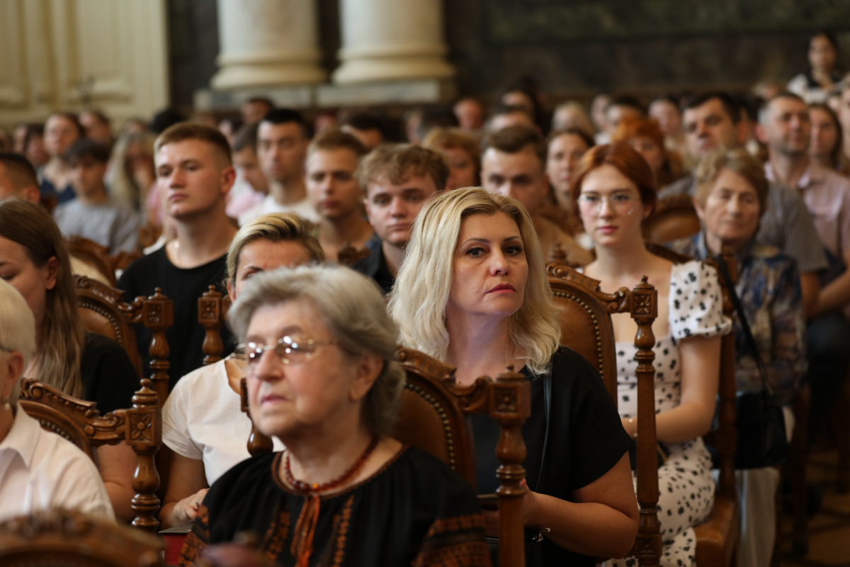 Фото із презентації