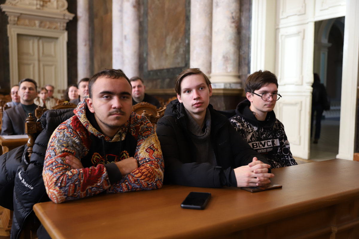 Фото з лекції