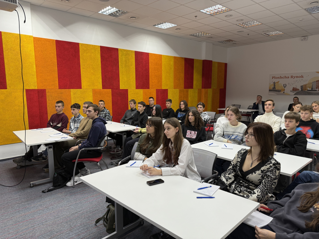 Фото з відвідин компанії