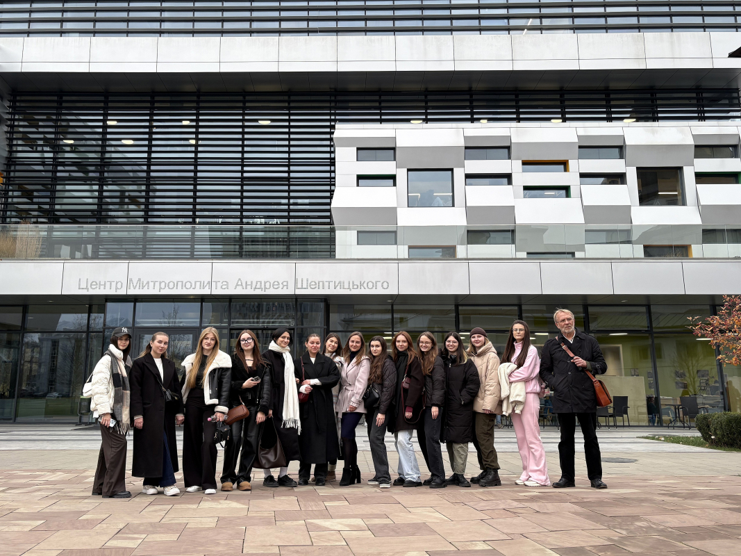 Фото з відвідин закладу