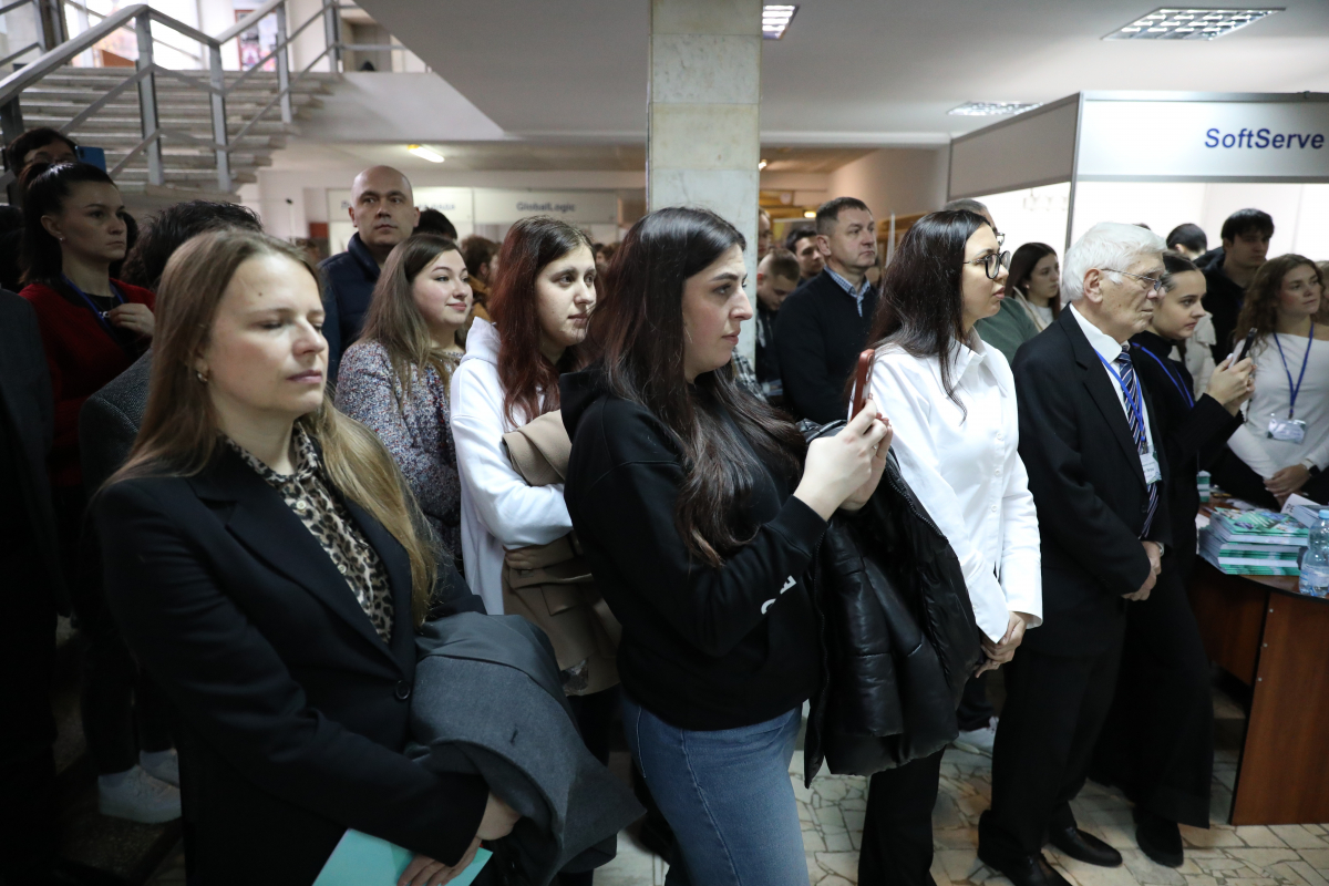 Фото з Ярмарку кар’єри