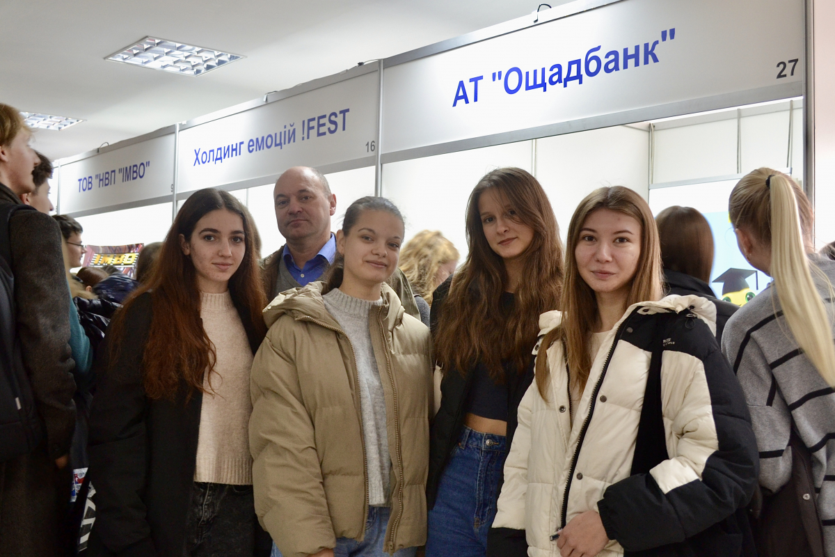 Фото з Ярмарку кар’єри