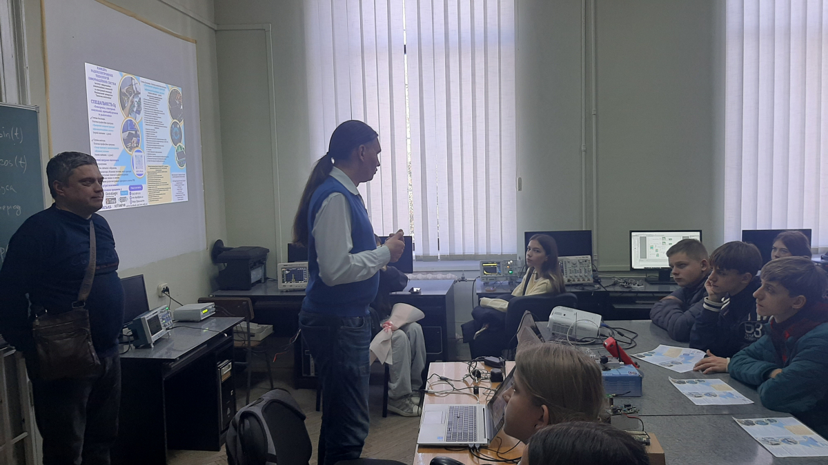 Фото з відвідин ІКТЕ