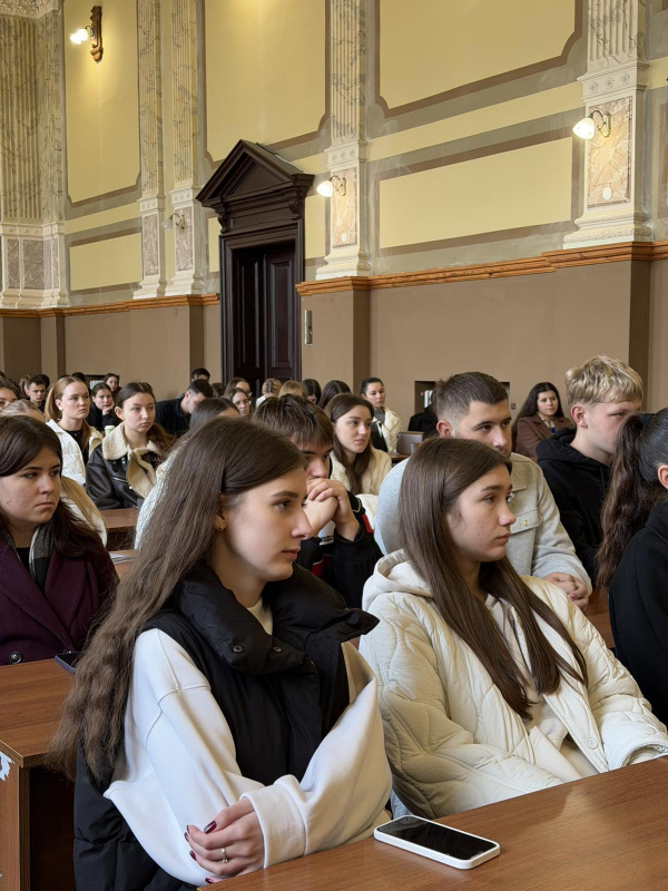 Фото із зустрічі в ІППО