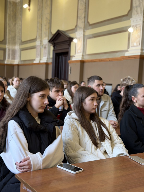 Фото із зустрічі в ІППО