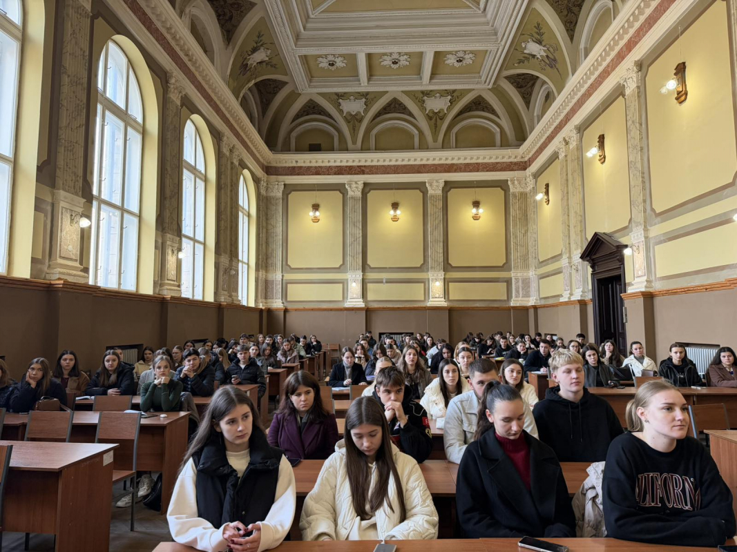 Фото із зустрічі в ІППО