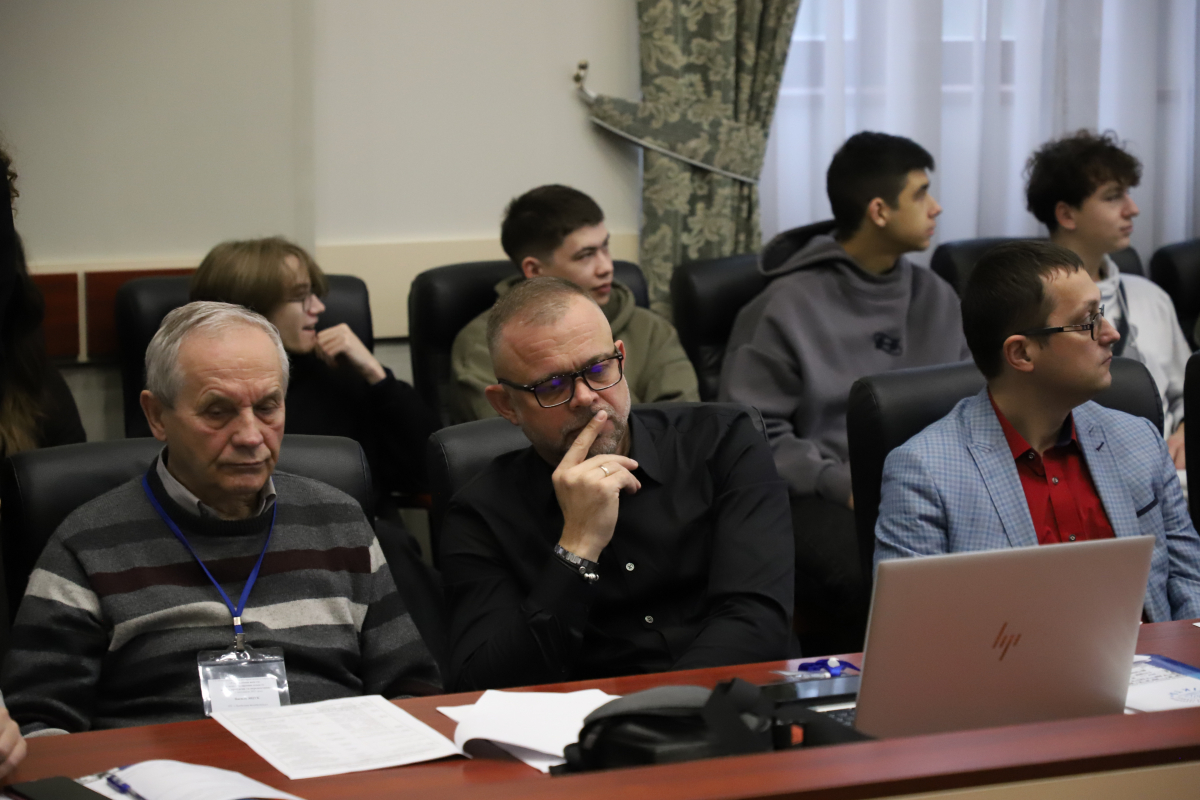 Фото з конференції у Львівській політехніці