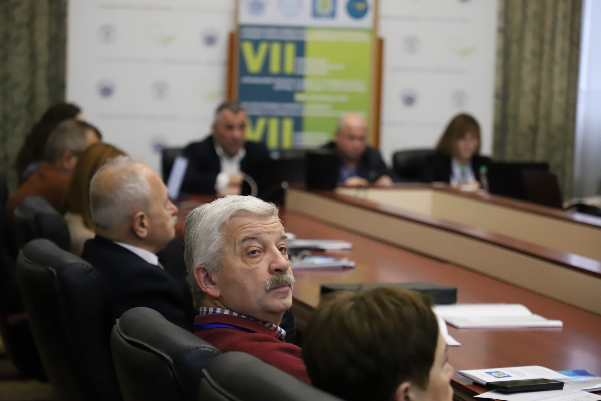 Фото з конференції у Львівській політехніці