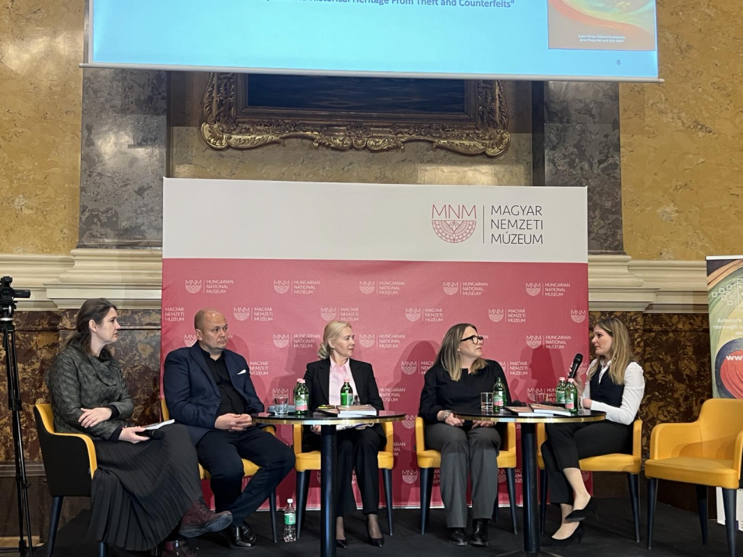 Фото з конференції в Угорщині