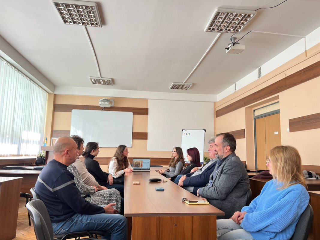 Фото із зустрічі на кафедрі ФГІ