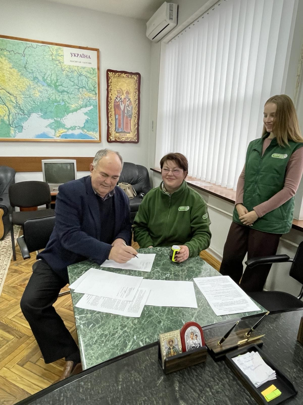 Фото з підписання меморандуму про співпрацю