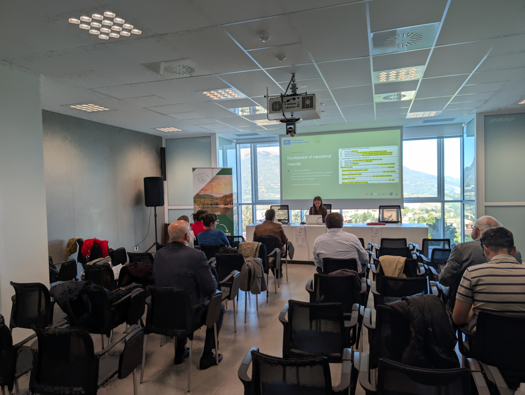 Фото із зустрічі в Італії