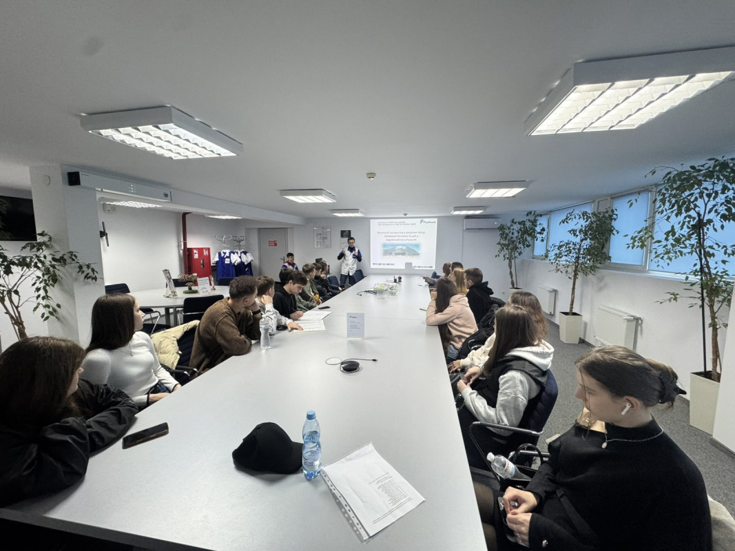 Фото з відвідин підприємства