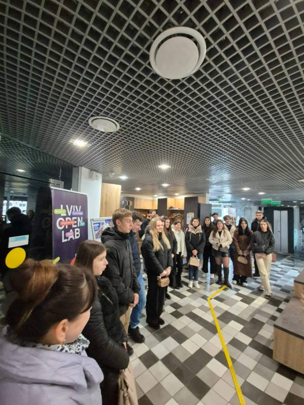 Фото з відвідин установи