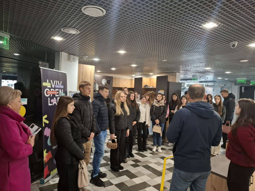 Фото з відвідин установи