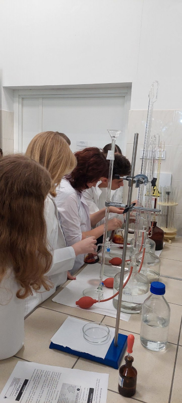 Про академію