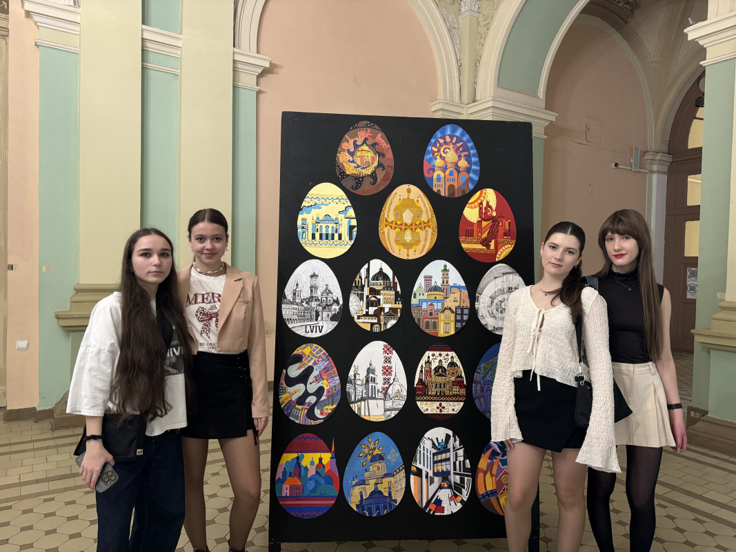 Фото з виставки