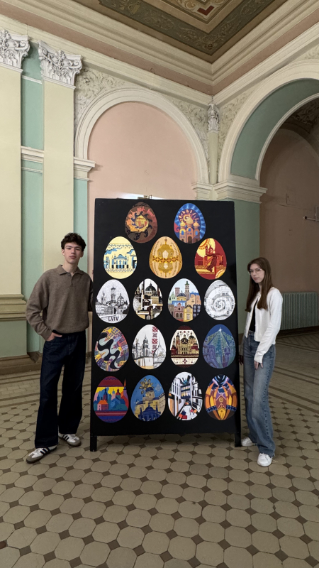 Фото з виставки