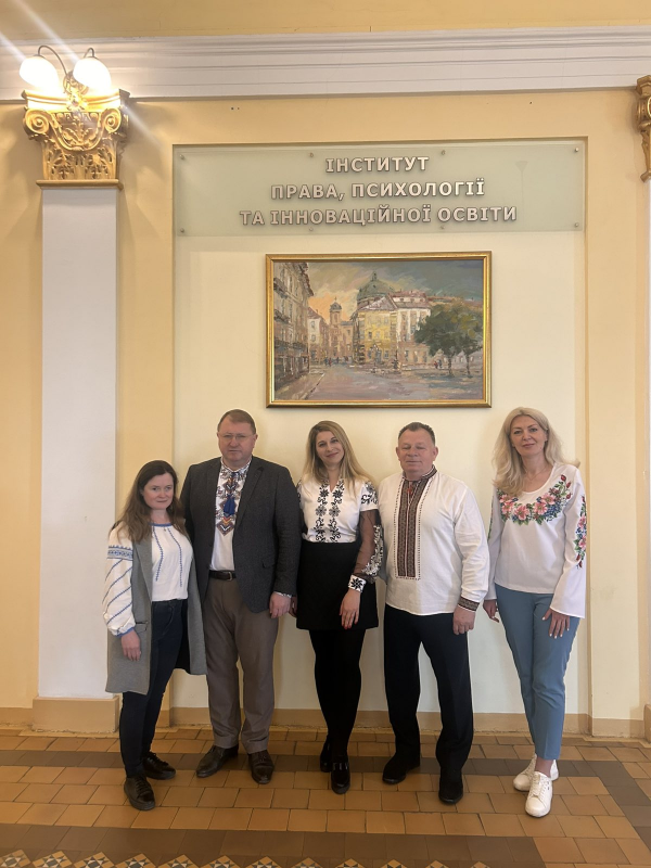 Викладачі курсу